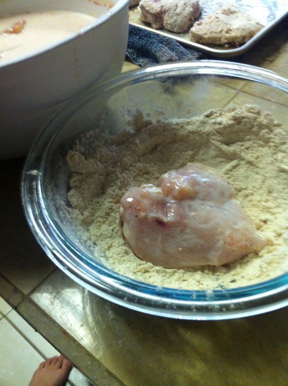 Place in the flour mixture.....