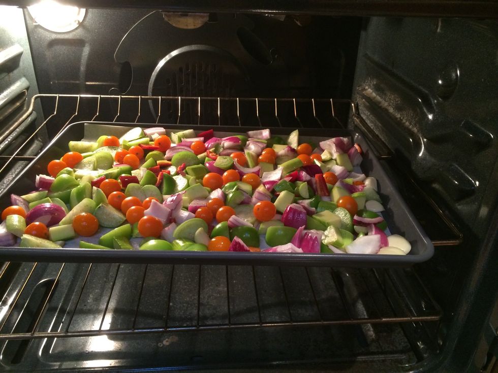 How to make roasted tomatillo, tomato and black bean soup B+C Guides