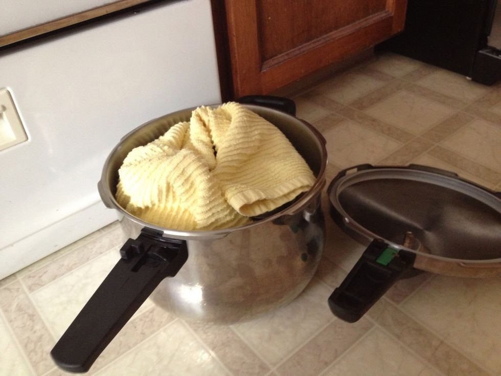 Place inside your incubator, wrap with kitchen towel, cover with lid, and place in a location where it sits undisturbed for about 8 hours. Set the timer!!!