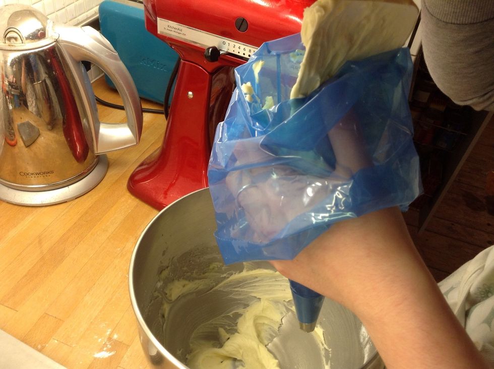 Place it inside the pipping bag with a star shaped nozzle.