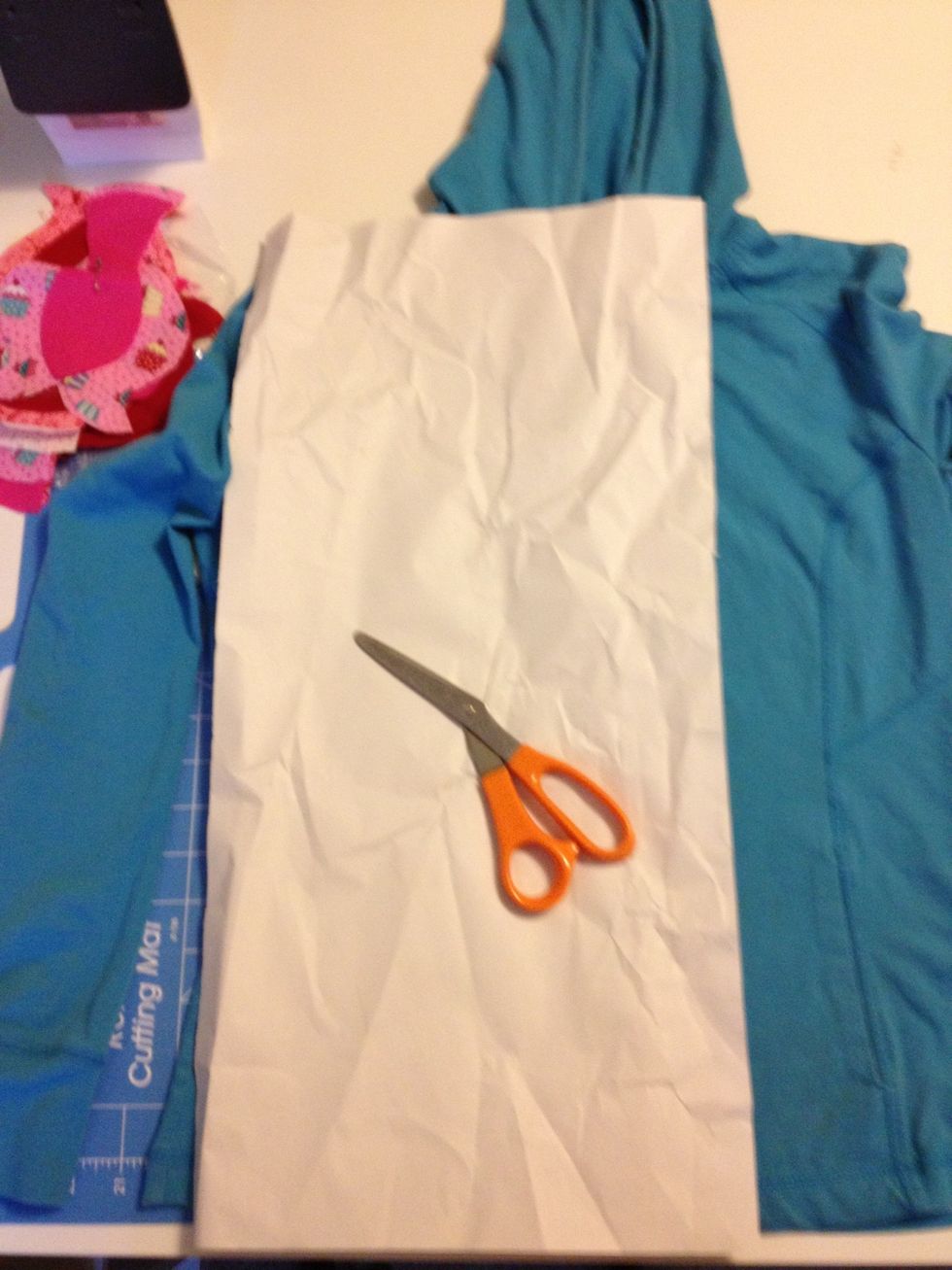 Place it over the part you want to enhance, you need only one paper trace since it will be flipped for the mirror image. Start to carefully cut or pencil pattern. Remember 1/4 seams!