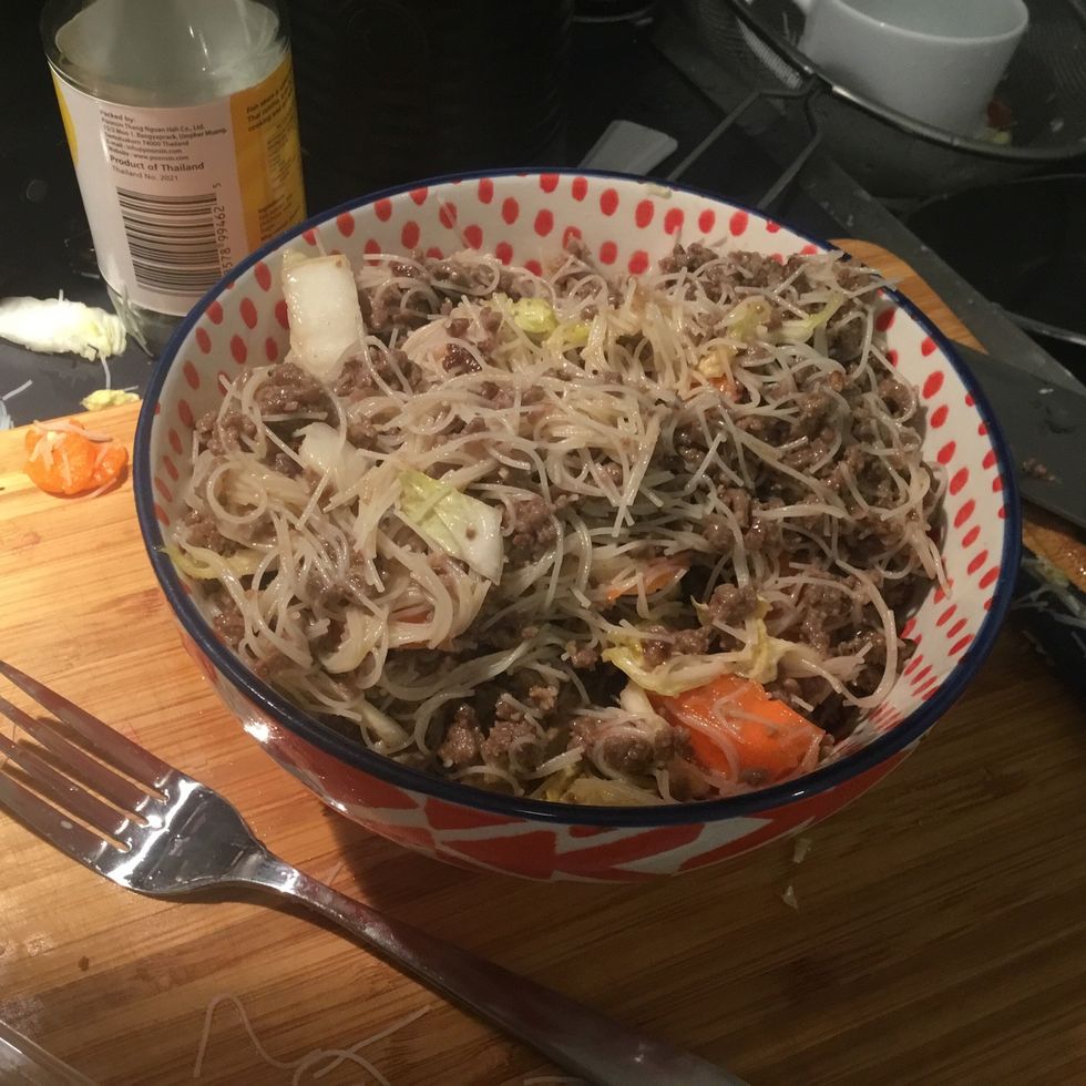 Place mixed salad in a bowl.