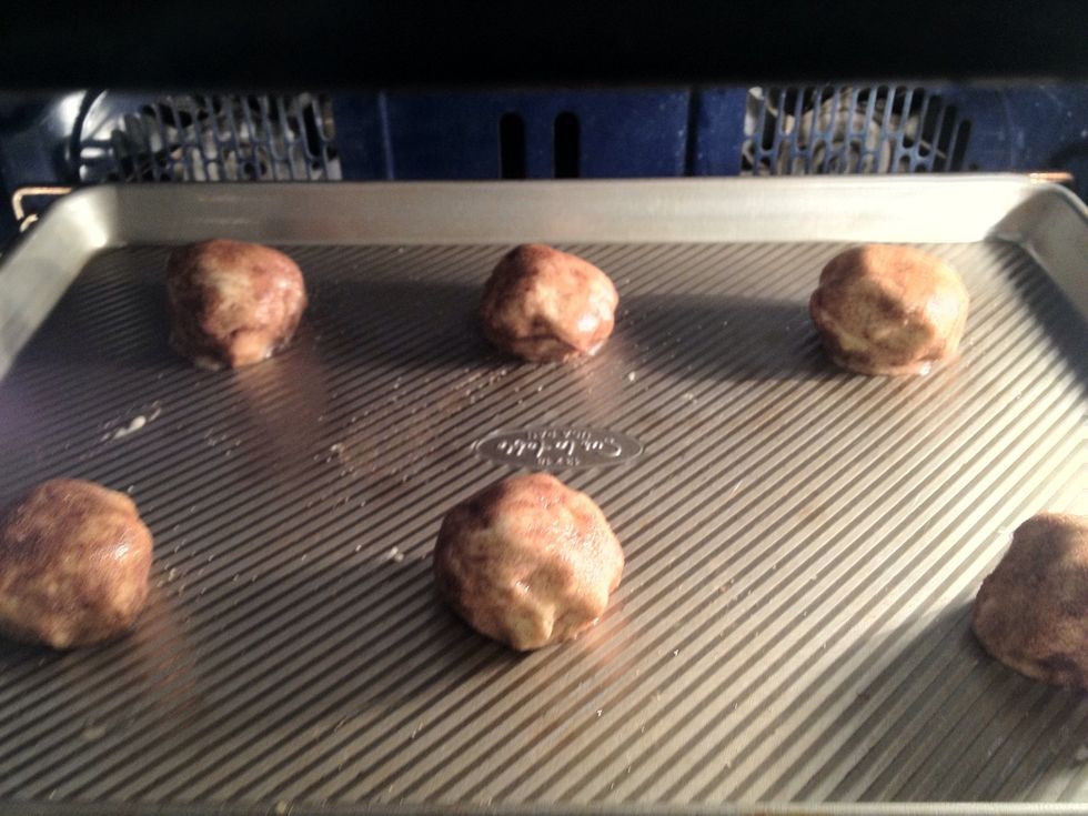 Place on an un-greased baking sheet and bake cookies for 8-10 minutes at 400 degrees.