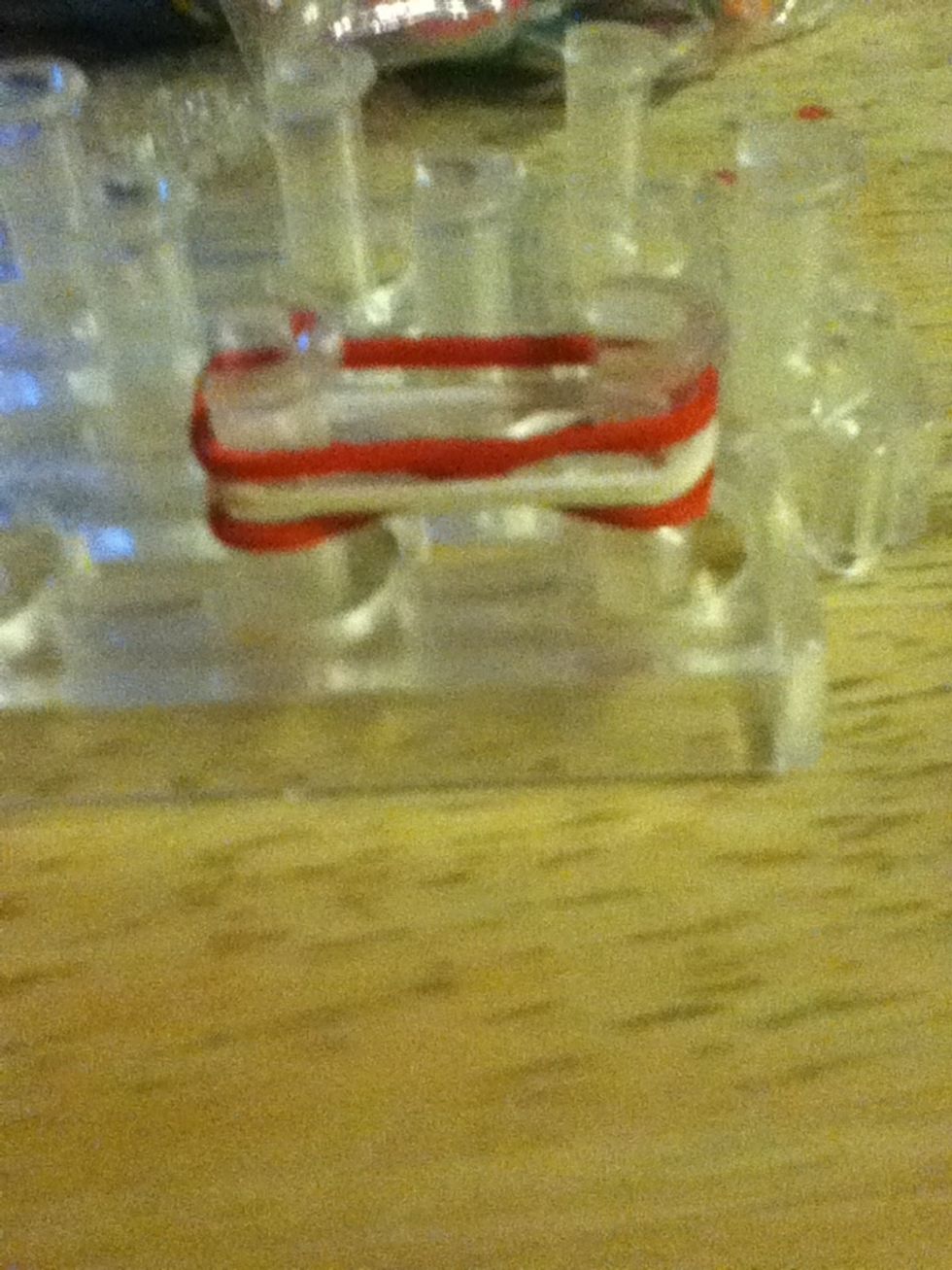 Place one more and for now on don't twist the bands