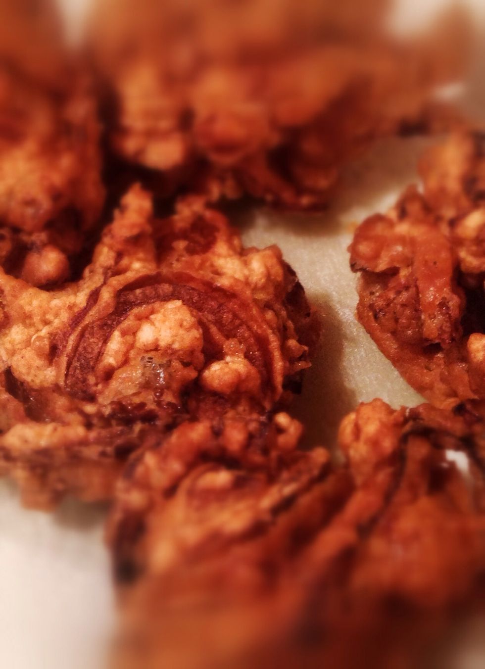 Place onto kitchen roll and soak the excess oil, serve quickly and enjoy!