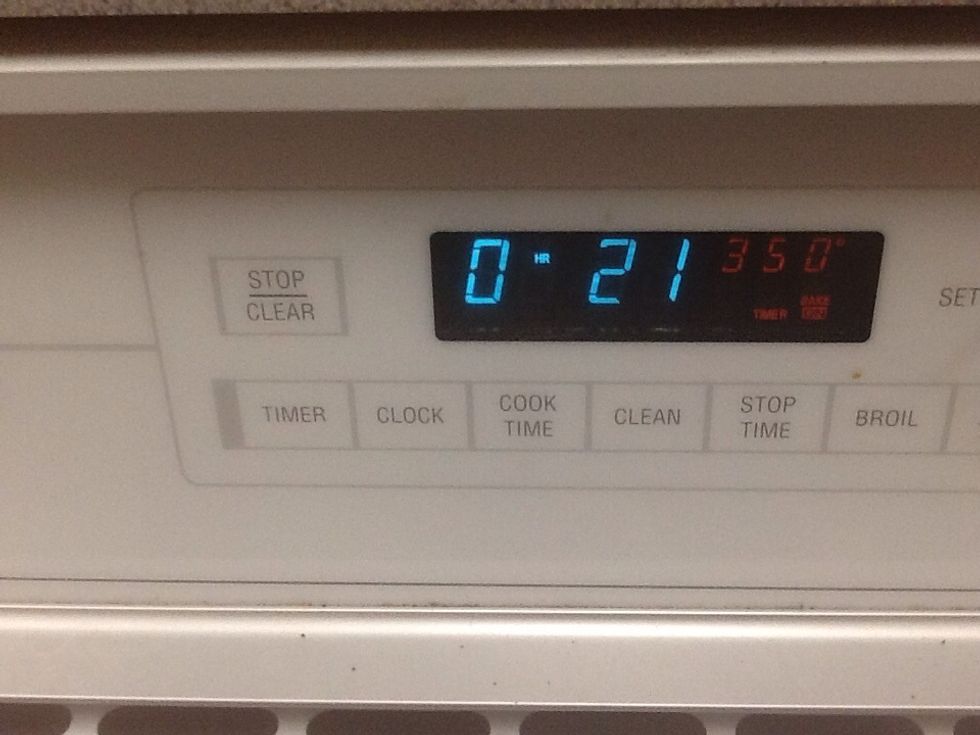 Place pan into 350*F preheated oven for 20-22 min