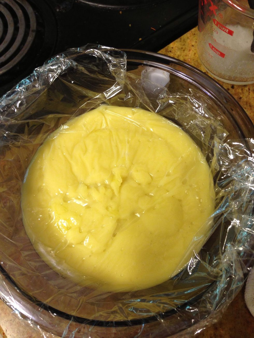 Place plastic wrap over the surface of the cream & cool completely in fridge.