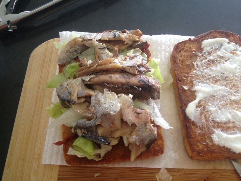 Place sardines on top.