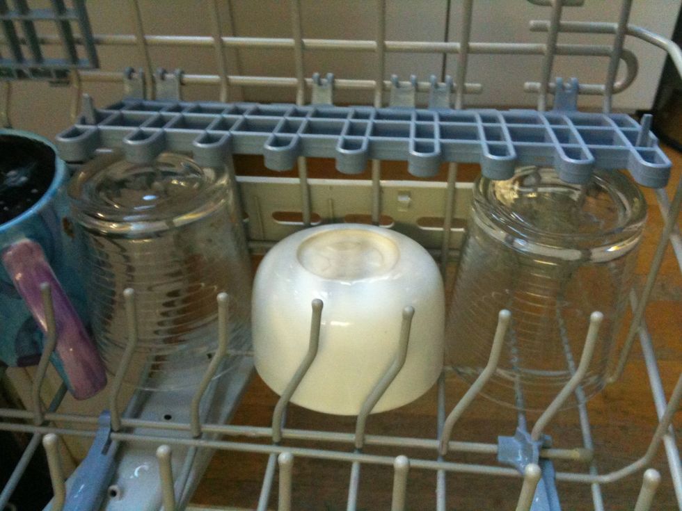 Place short stubby things on the right hand row, underneath the plastic flip-out racks.