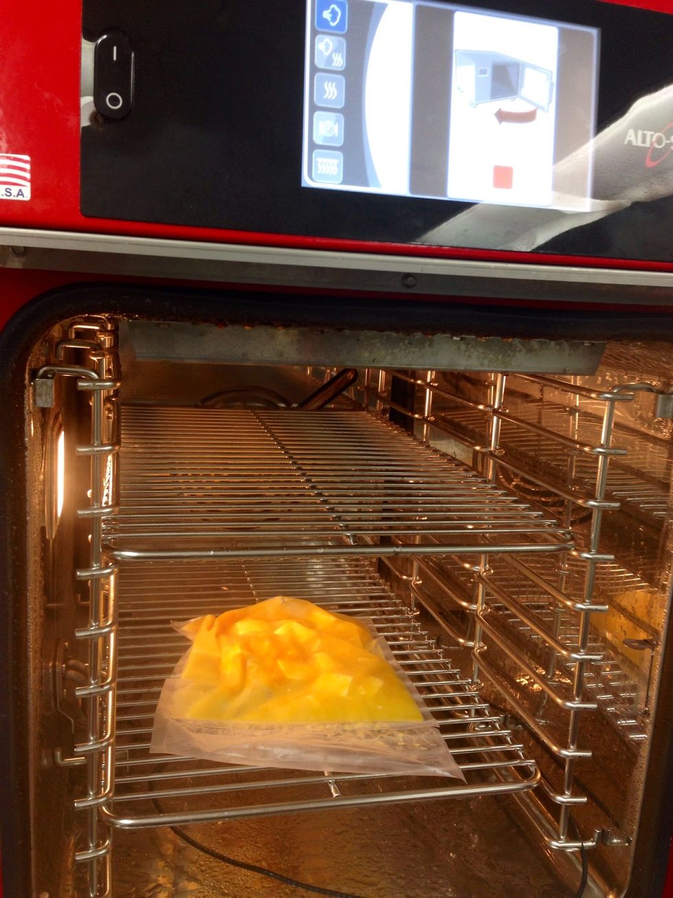 Place sous vide bag in the 4.10 combi