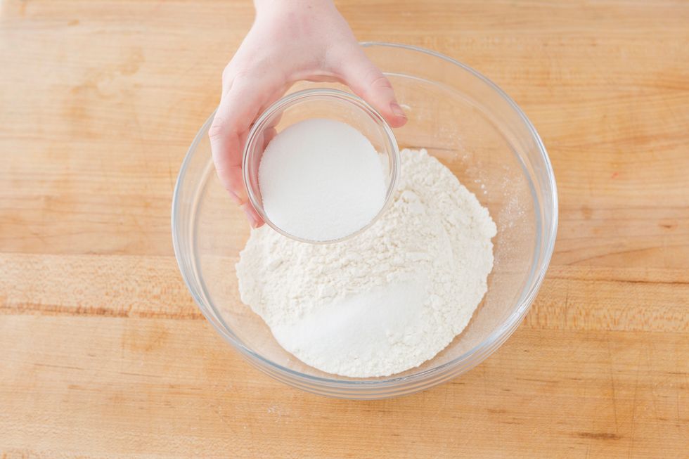 Place sugar in bowl.
