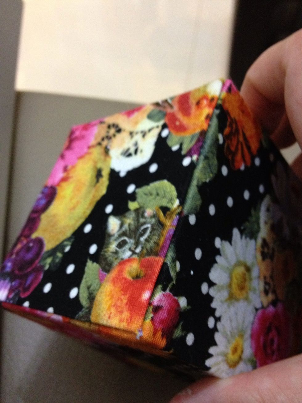 Place the bottom on the box