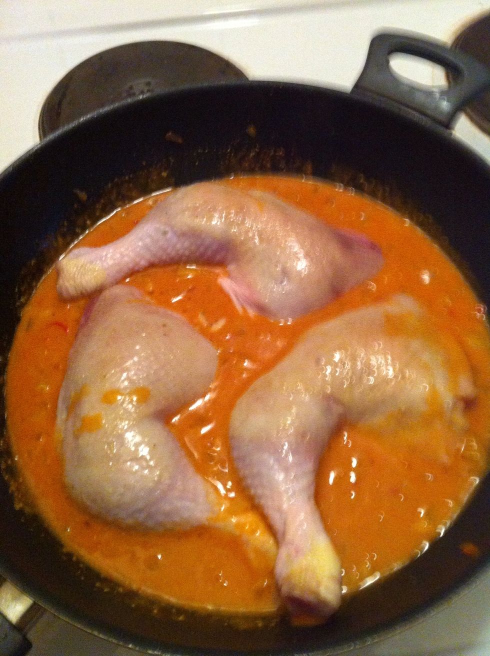 Place the chicken legs in the sauce.