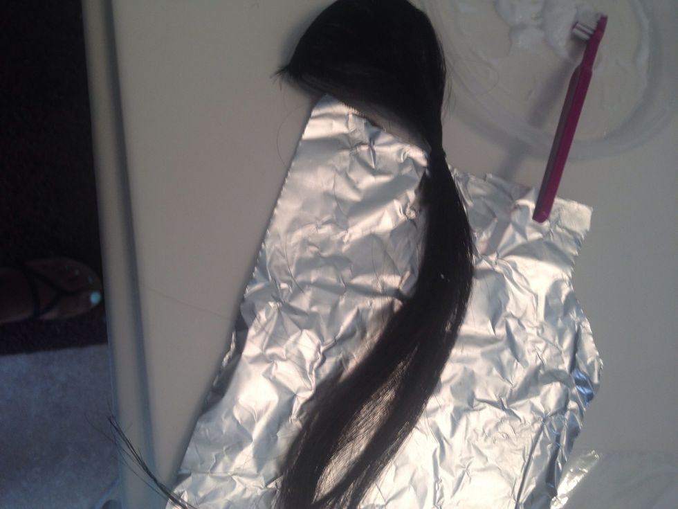 Place the hair on your foil