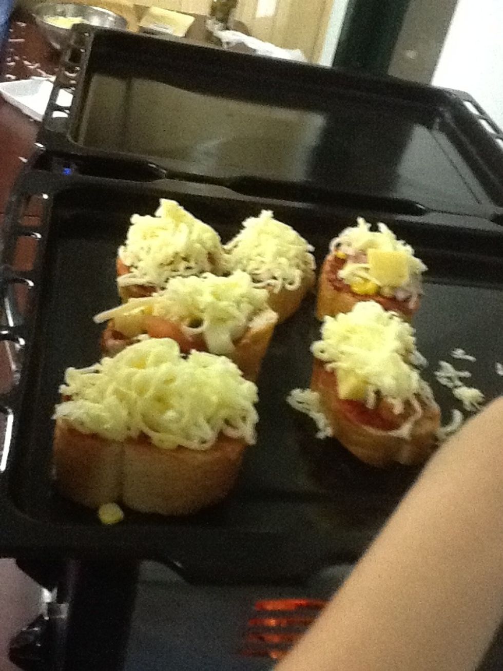 Place the mini pizza on the baking tray