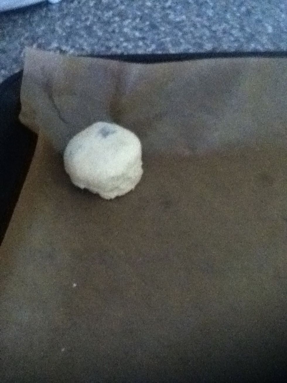 Place the scone on the tray