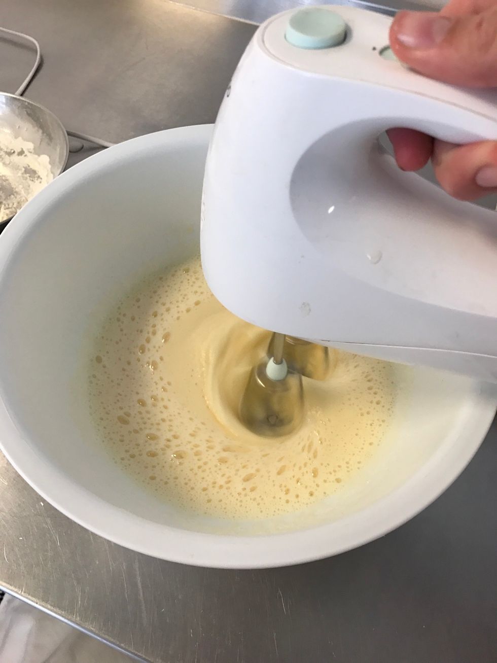 Place the sugar and eggs in a bowl and mix with an electric whisk