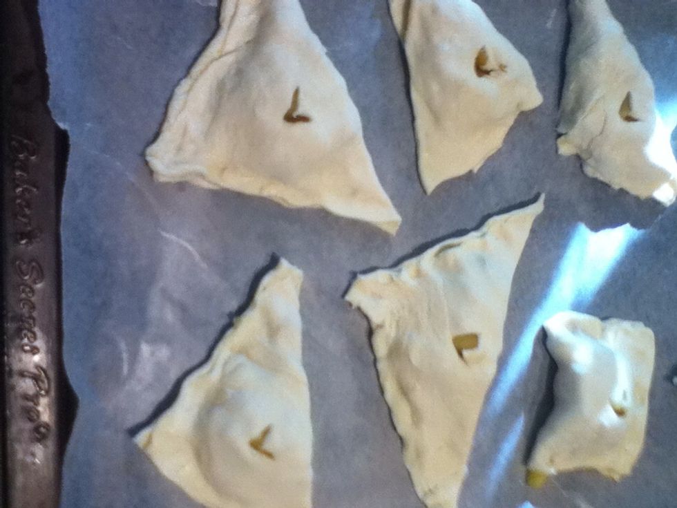 Place the turnovers on a baking sheet