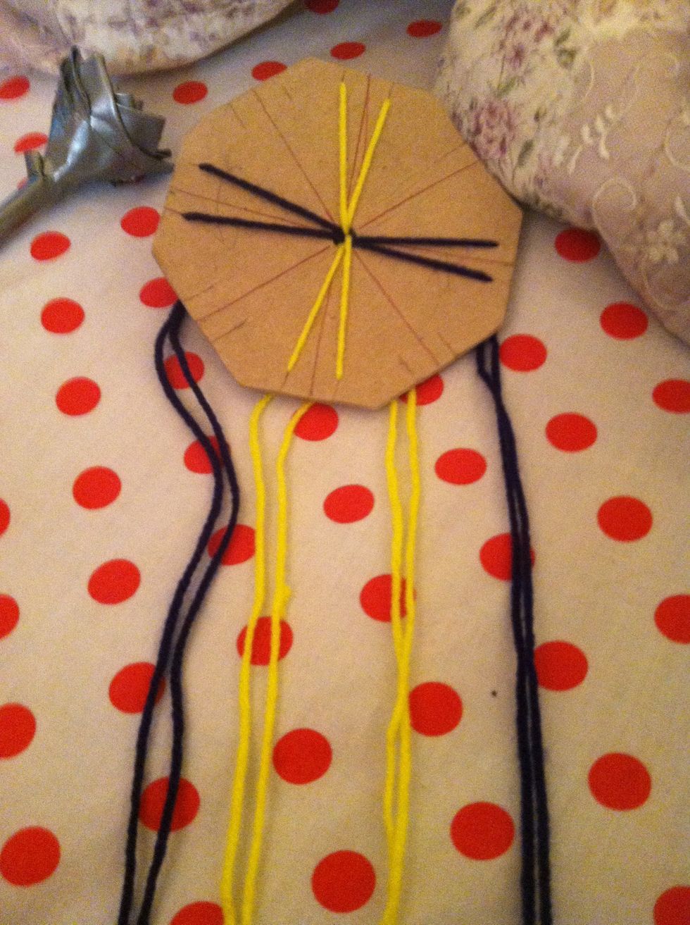 Place the yarn like so