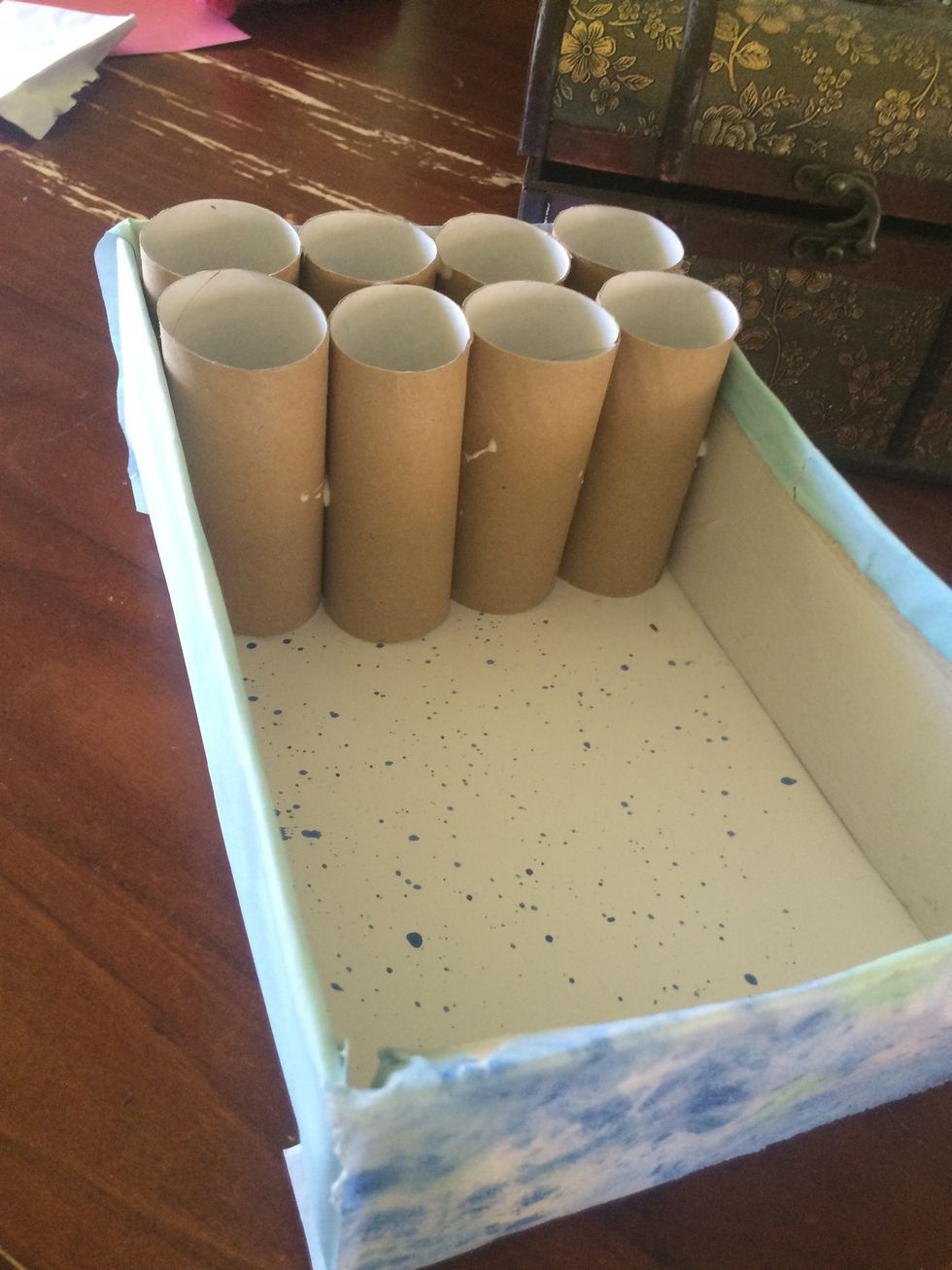 Place toilet roles in your box and glue to stick.. You may need more or less depending on box size and what you would like.. You can fill whole box up with toilet roles :)