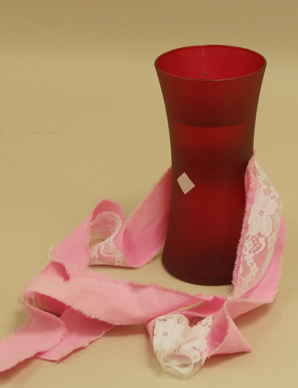 Place Uglu Dashes around vase to hold Raw Muslin in place. Be sure to peel off paper on both sides of dashes to adhere.