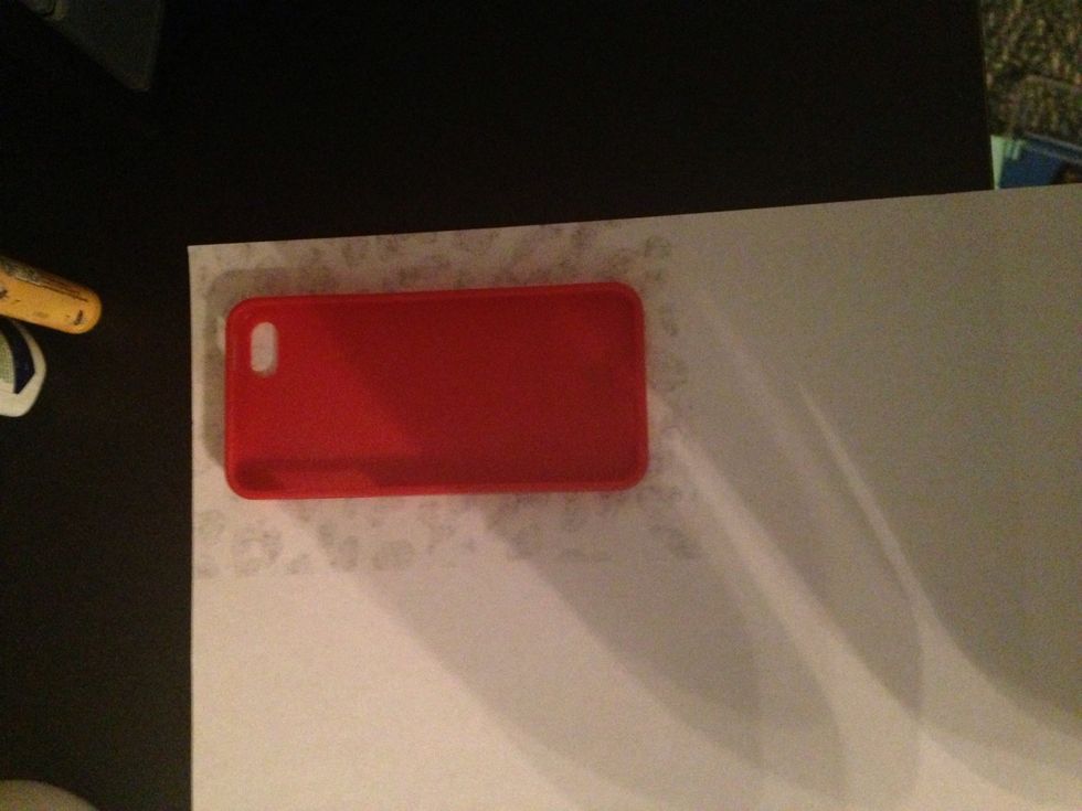 place your case on the white side of the paper