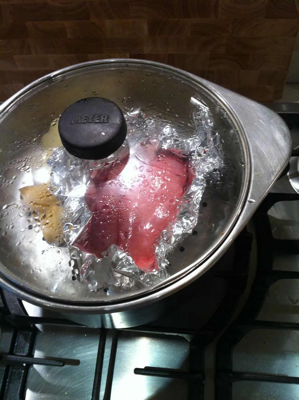 Place your chicken breast in tin foil (no need to cover the top) so that the chicken retains its juices and leave it for 4 minutes