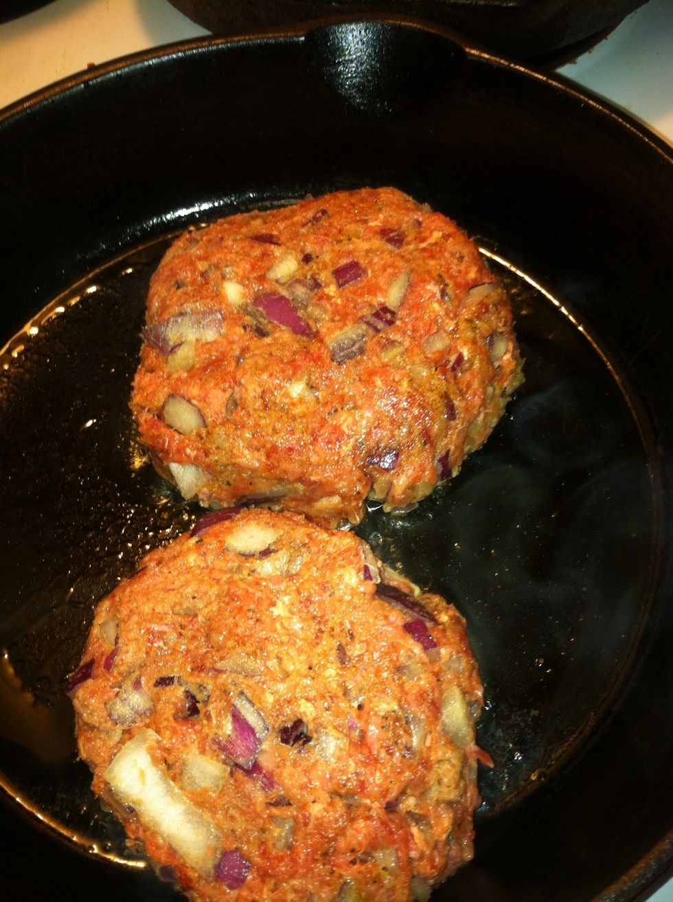 Place your hamburgers in your pan and wait until half the hamburger is cooked.