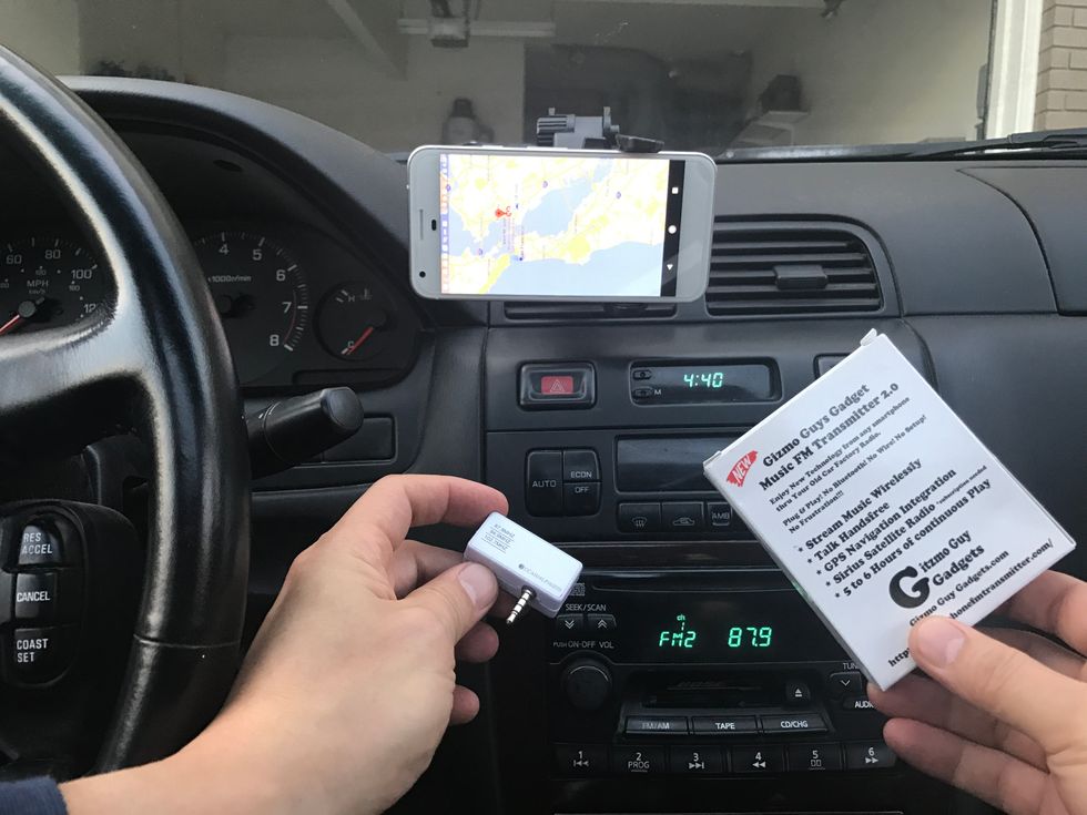 Please check out product detail and buy it @ http://www.iphonefmtransmitter.com/