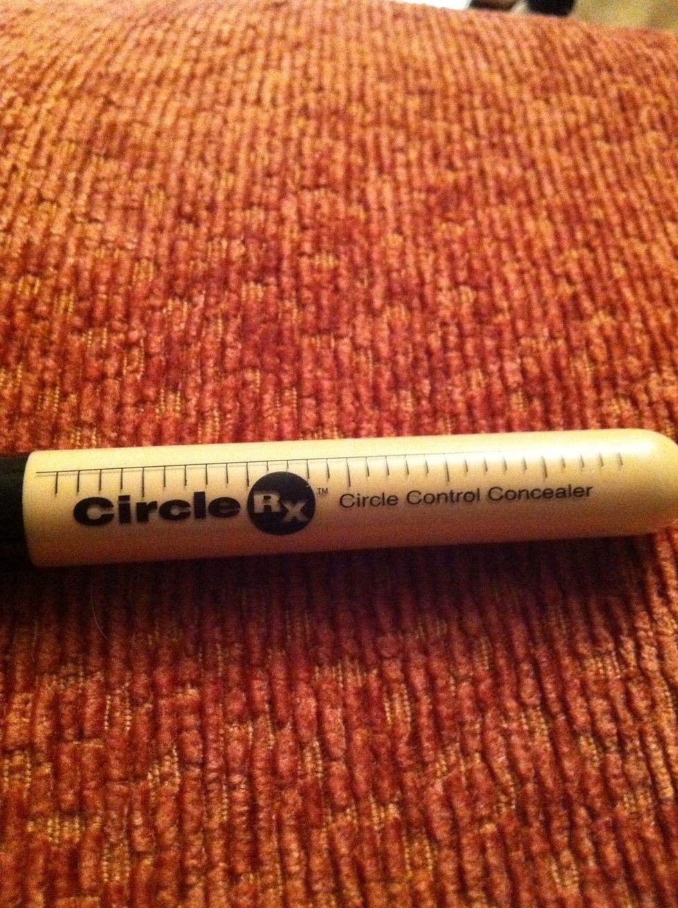 Please use a liquid concealer instead of the cream. It mixes well with all the other ingredients.