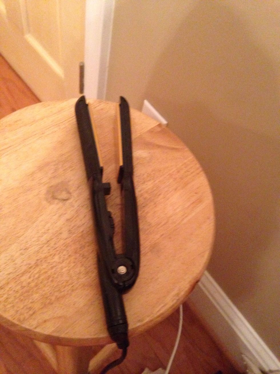 Plug in hair straightener