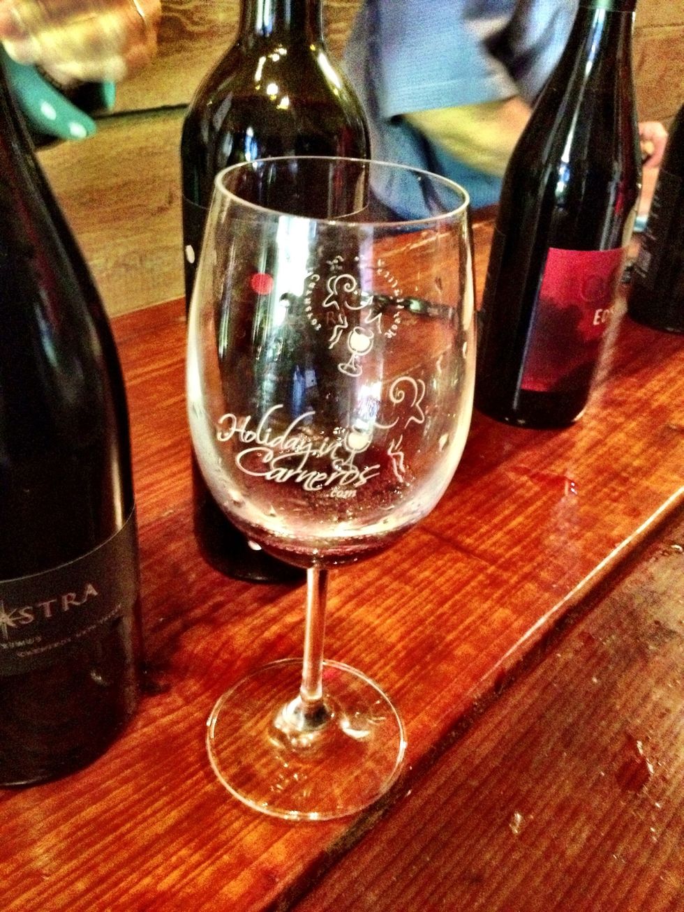 Plus they give you an engraved wine glass to use throughout the week-end and then take home as a souvenir. Non-drinkers get a cool engraved water bottle. See? Something for everyone!