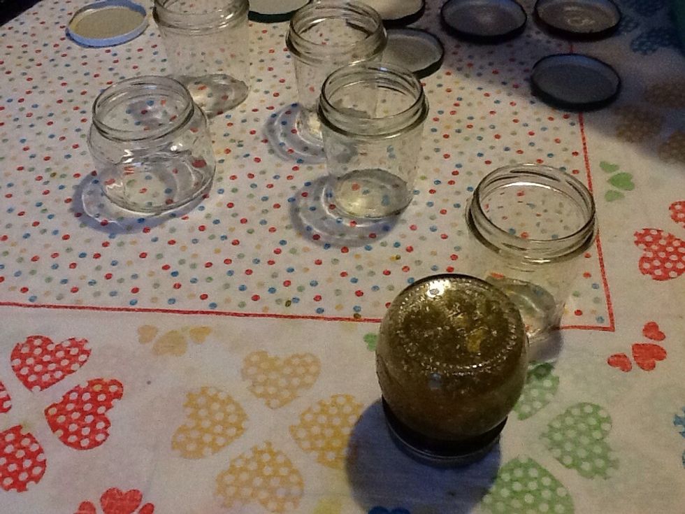 Poneteli rovesciati con marmellata ancora caldissima and keep pots very cold up down