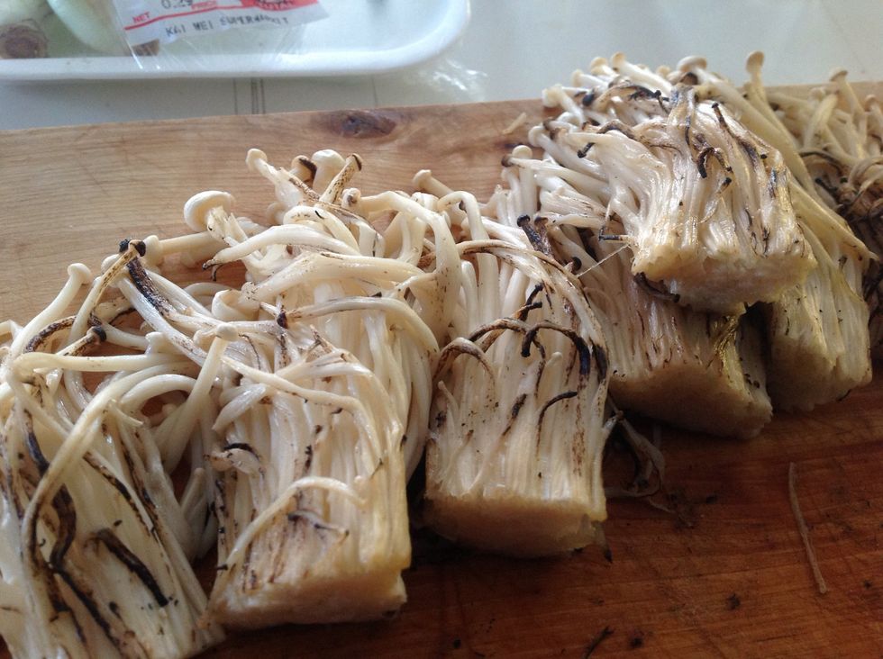 Post-torched enokis!