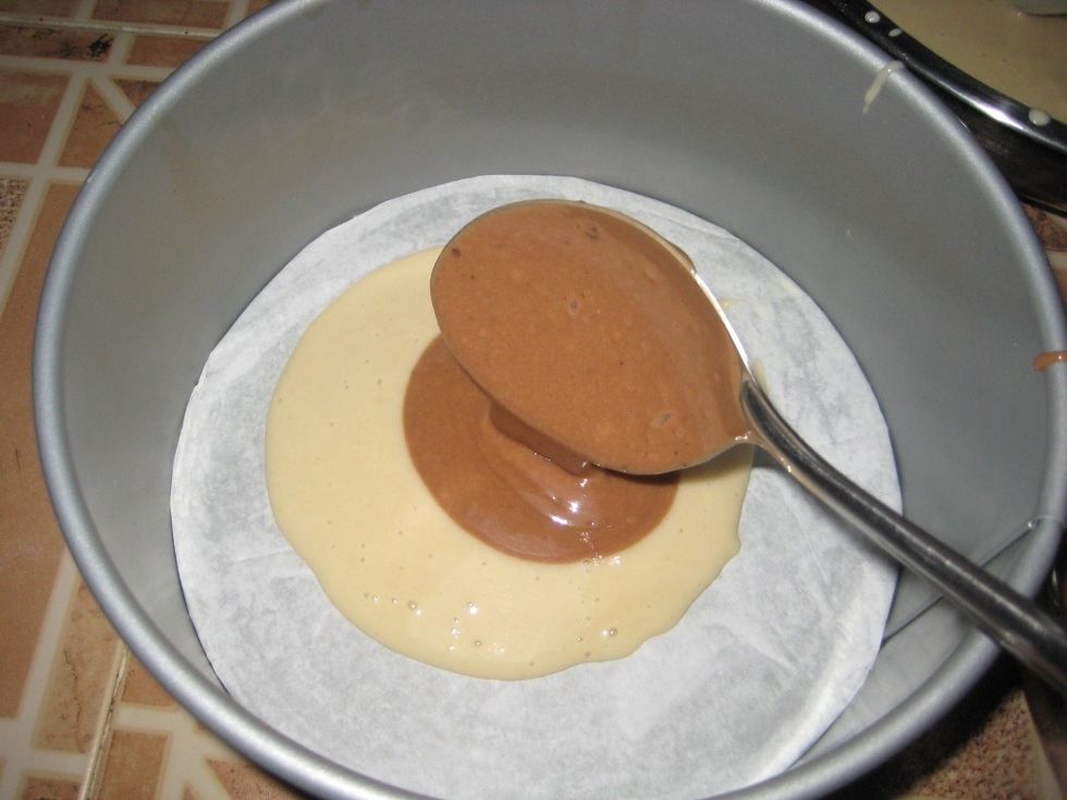 Pour at the center of the white mix.