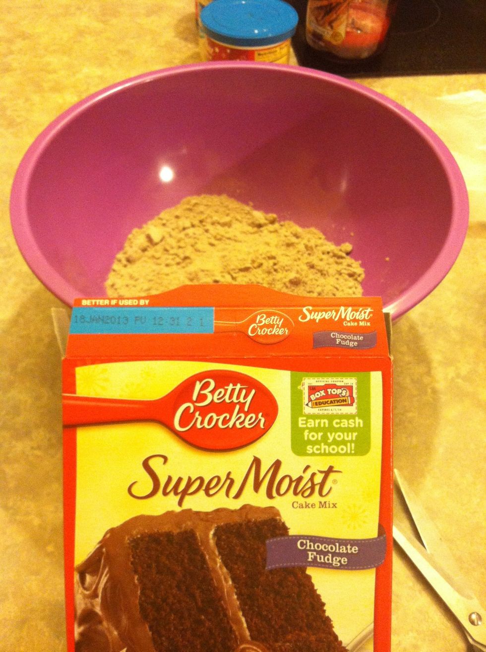 Pour in cake mix.