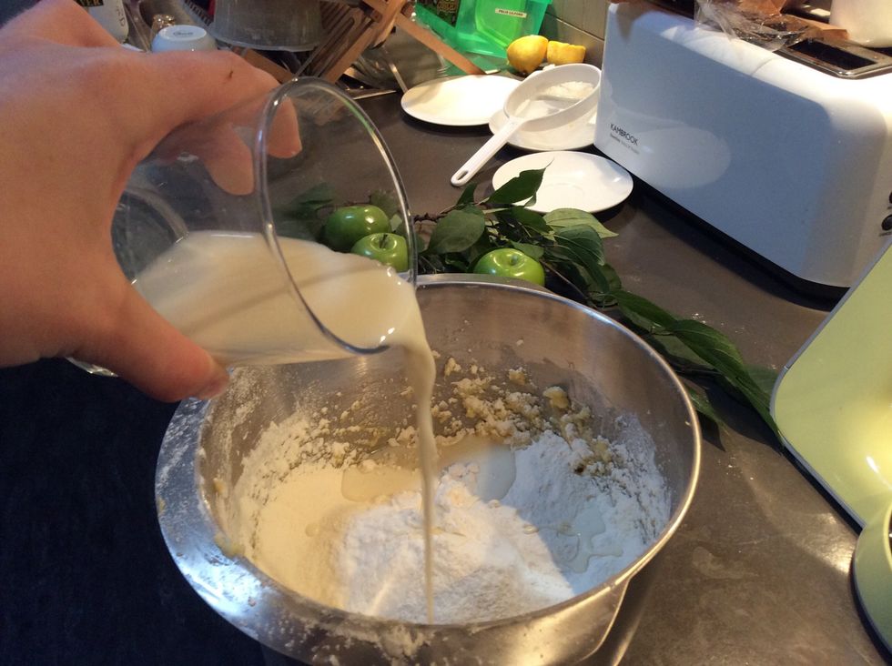 pour in milk and stir.