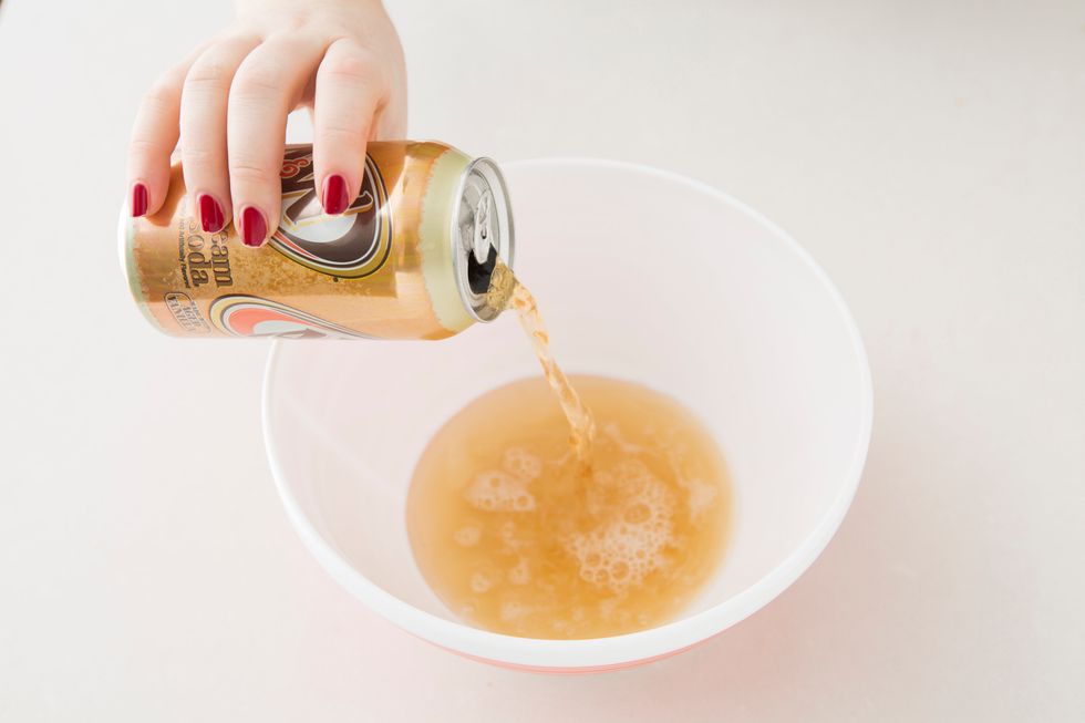 Pour in the cream soda.