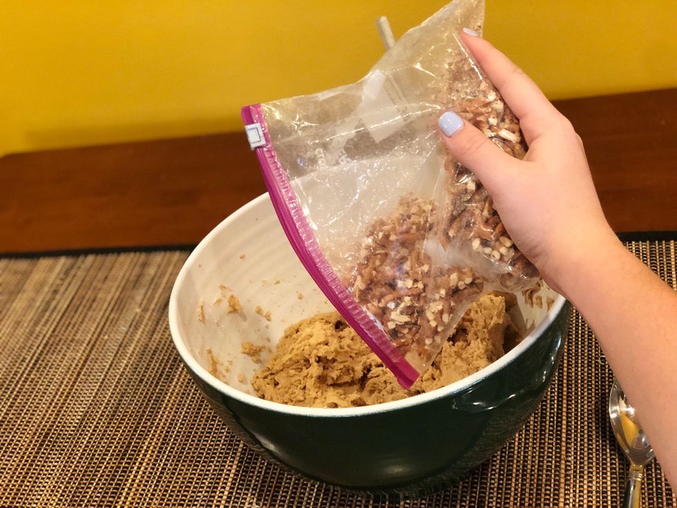 Pour in the pretzels