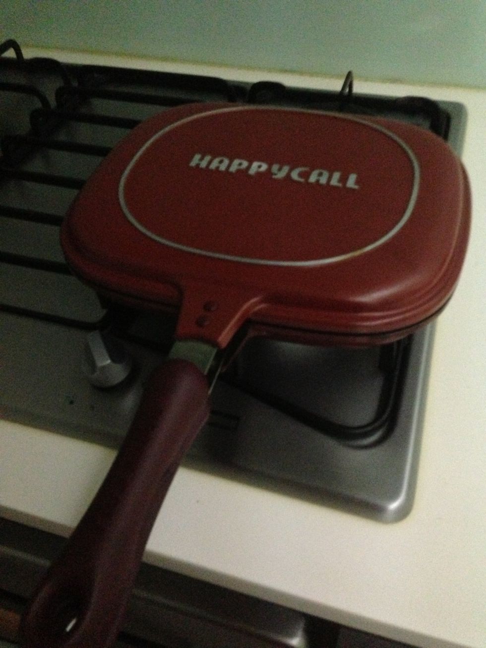 Pour into happy call pan on low heat