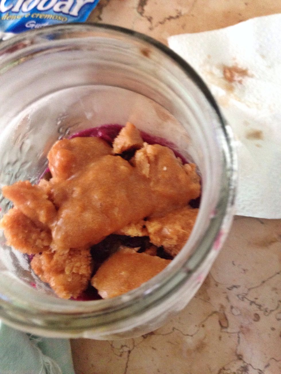 Pour it on too of the banana beetroot mix and press it down