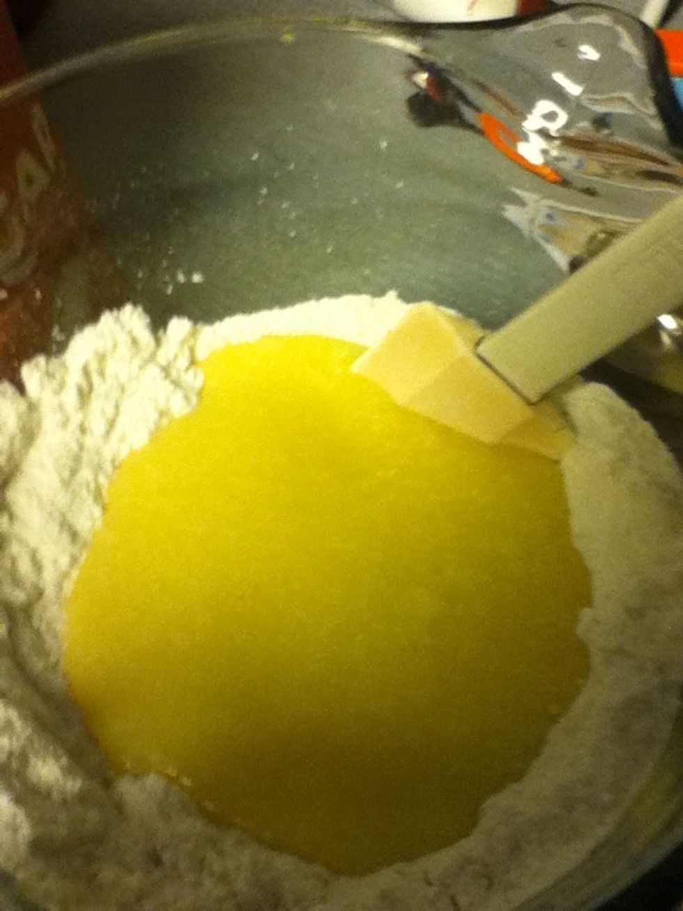 Pour liquid into it.