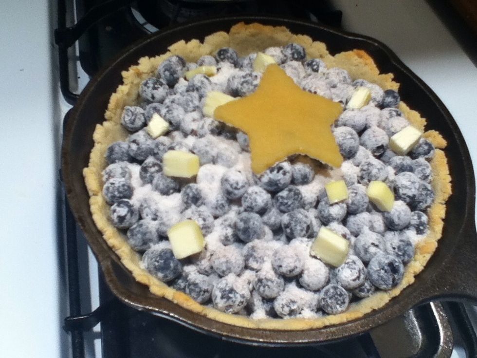Pour mixture into prepared pie crust, and dot with butter. You can do whatever you want with the top, I just used a cookie cutter to make a star with the remaining pie dough.