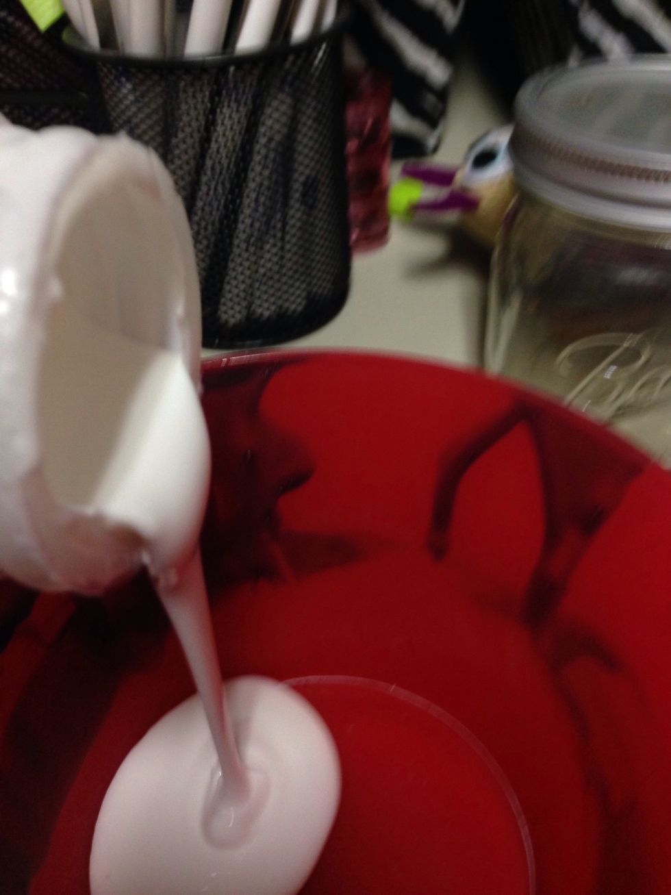 Pour mod podge into a bowl