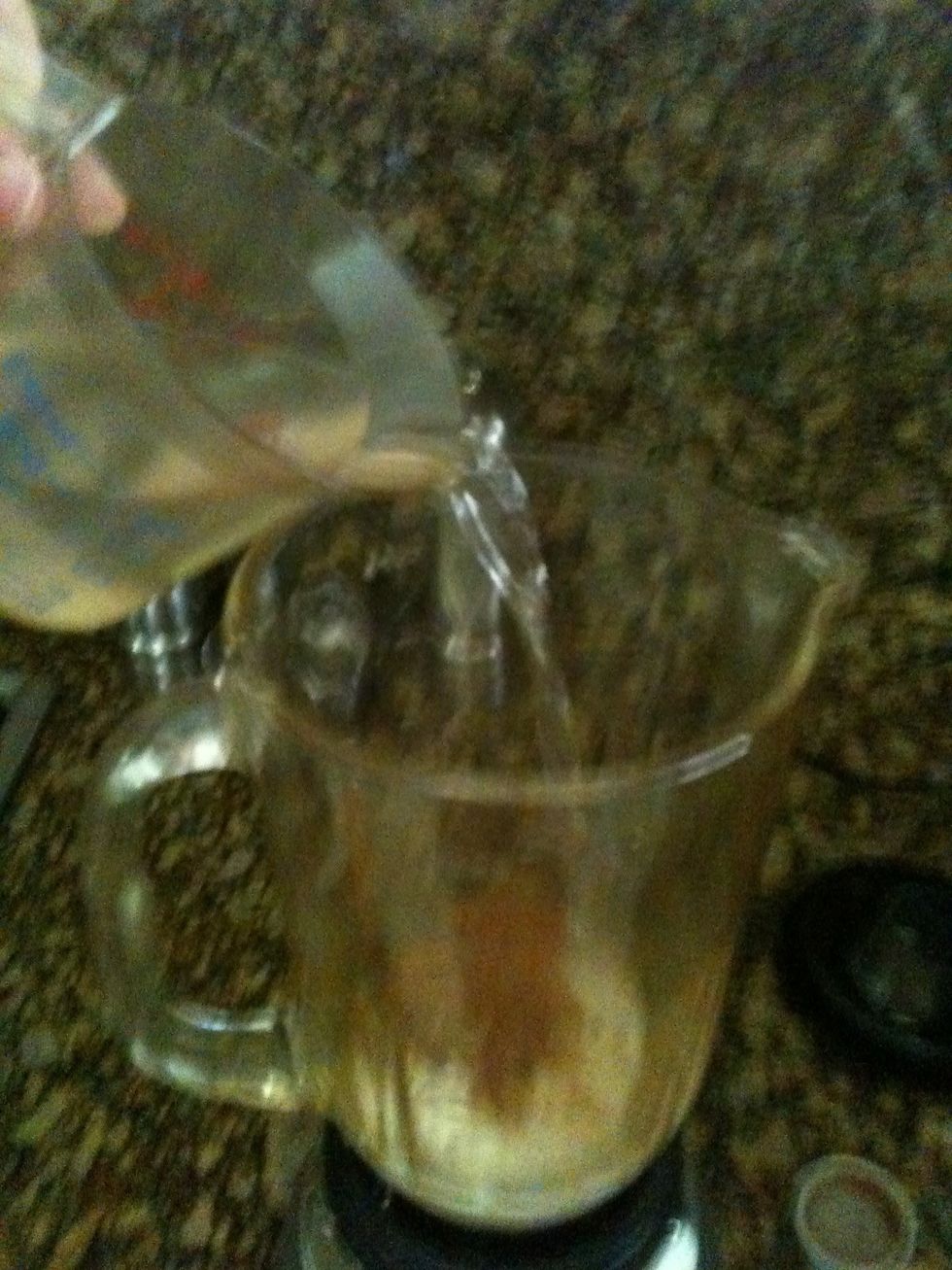 Pour one cup of water in the blender...