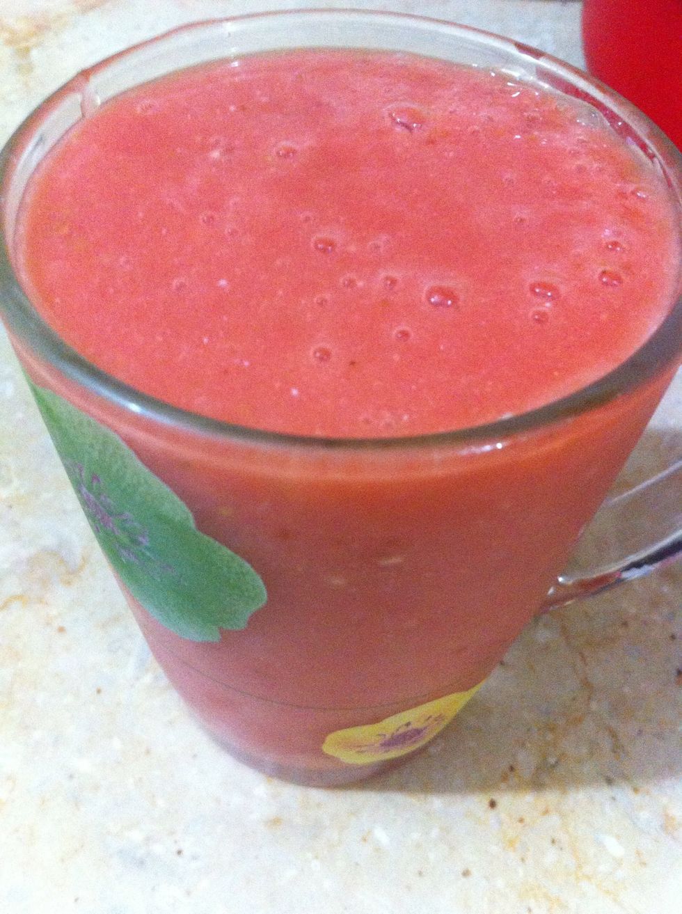 Pour out ur smoothie into a mason jar or big glass. Best is to Drink it right away. Else you can cover it n refrigerate for max. 5 hours Cz watermelon can change its taste fast