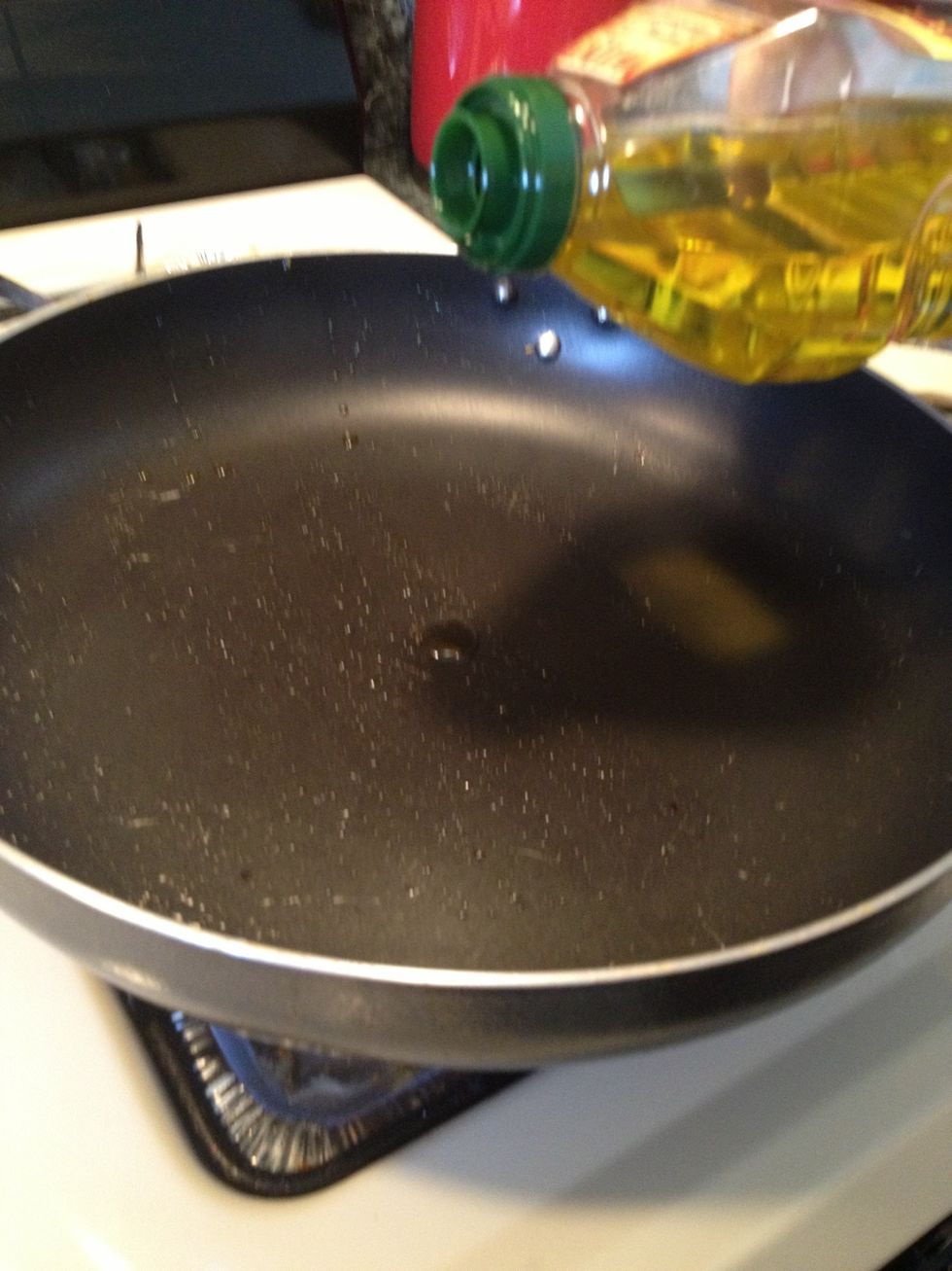Pour remainder oil to the pot over medium high heat.