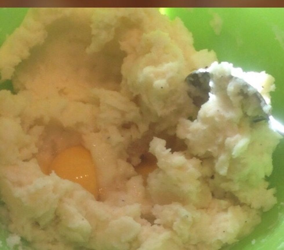 Pour some cream, eggs yolks and the Parmesan cheese