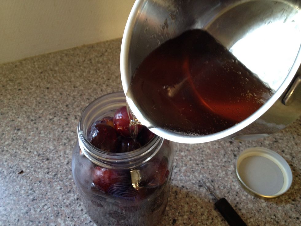 Pour the boiling hot pickle over the plums. Lid on and let it sit at room temperature until tomorrow.