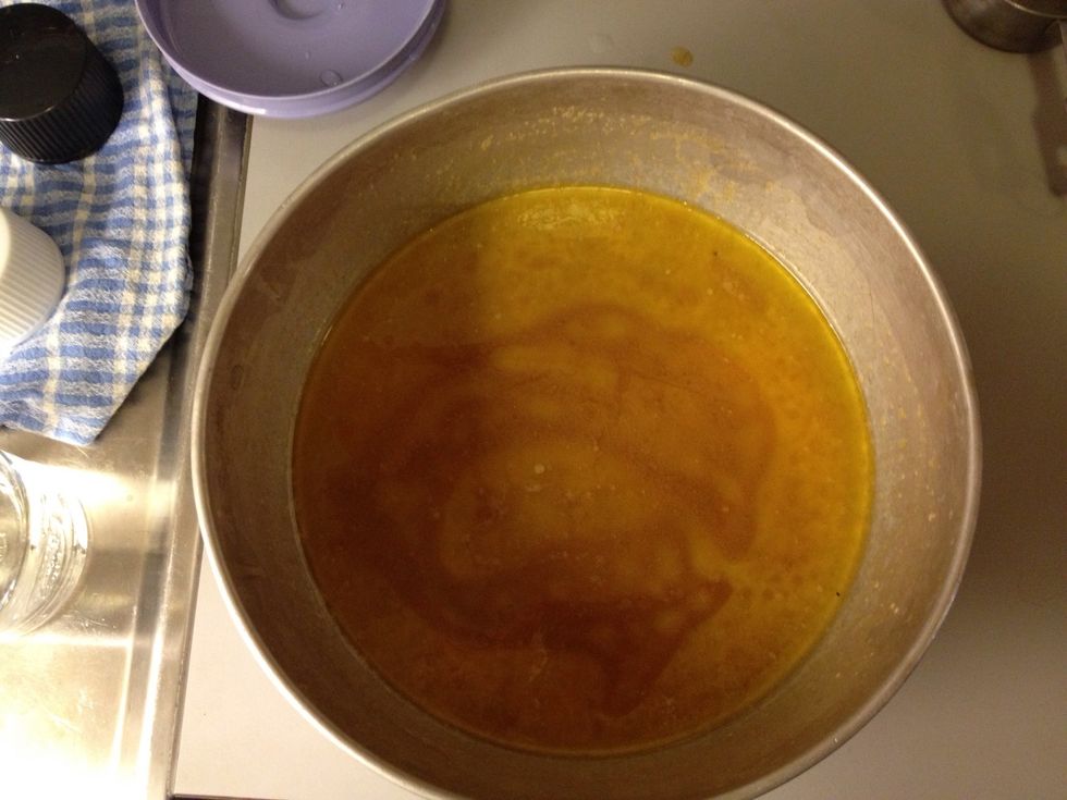 Pour the butter/soy sauce mix into a cake mold. Make sure also the edges are covered.